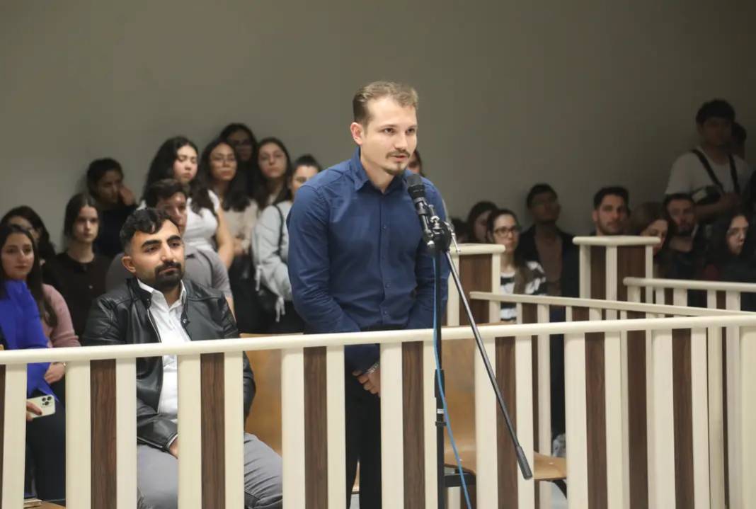AÜ Hukuk Fakültesi’nde Mahkeme Kuruldu 7